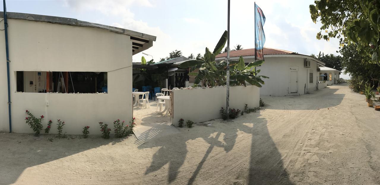 Ocean Vibes Guesthouse Huraa Exterior photo